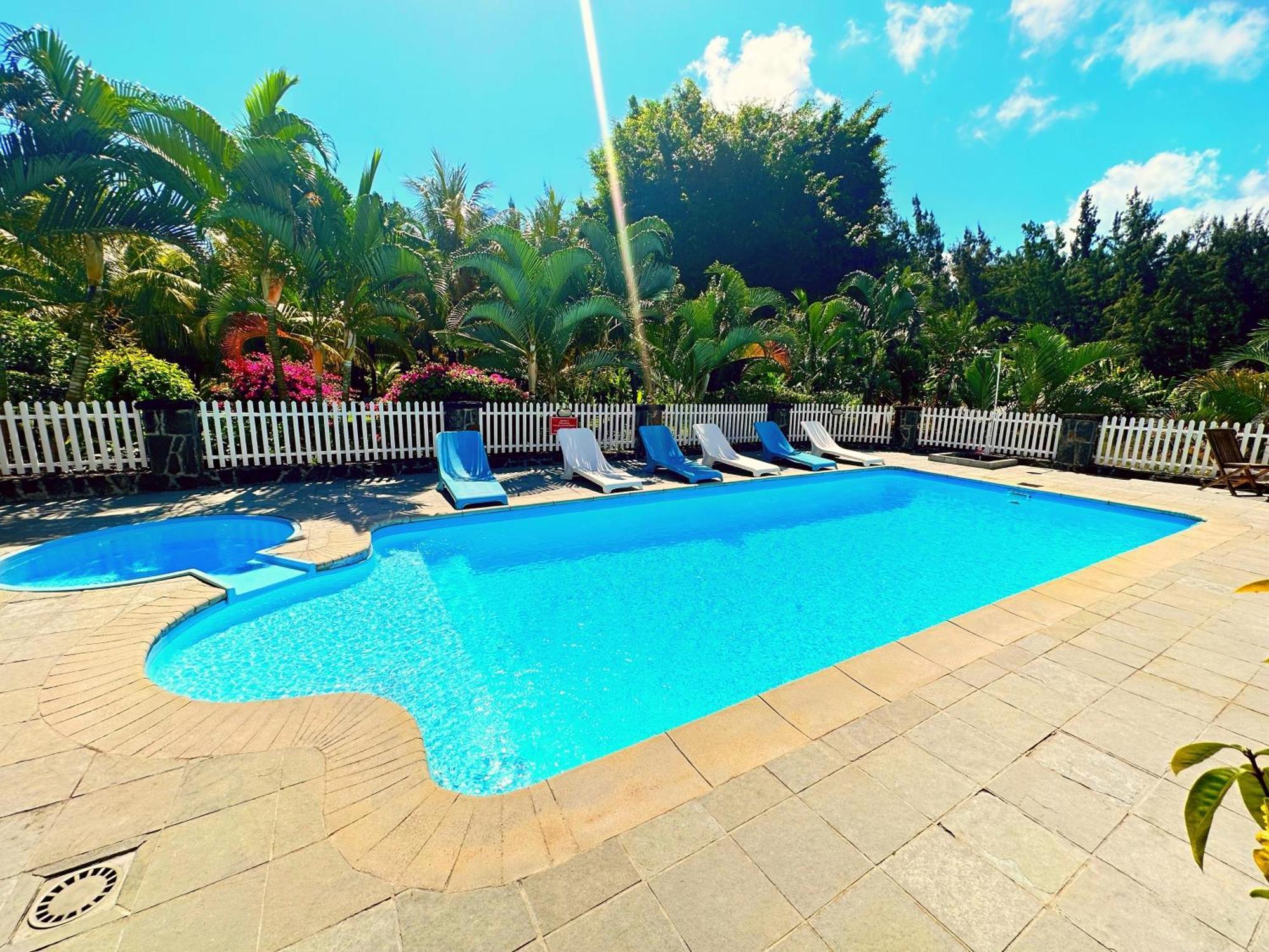 Koa Hotel Riambel Ngoại thất bức ảnh