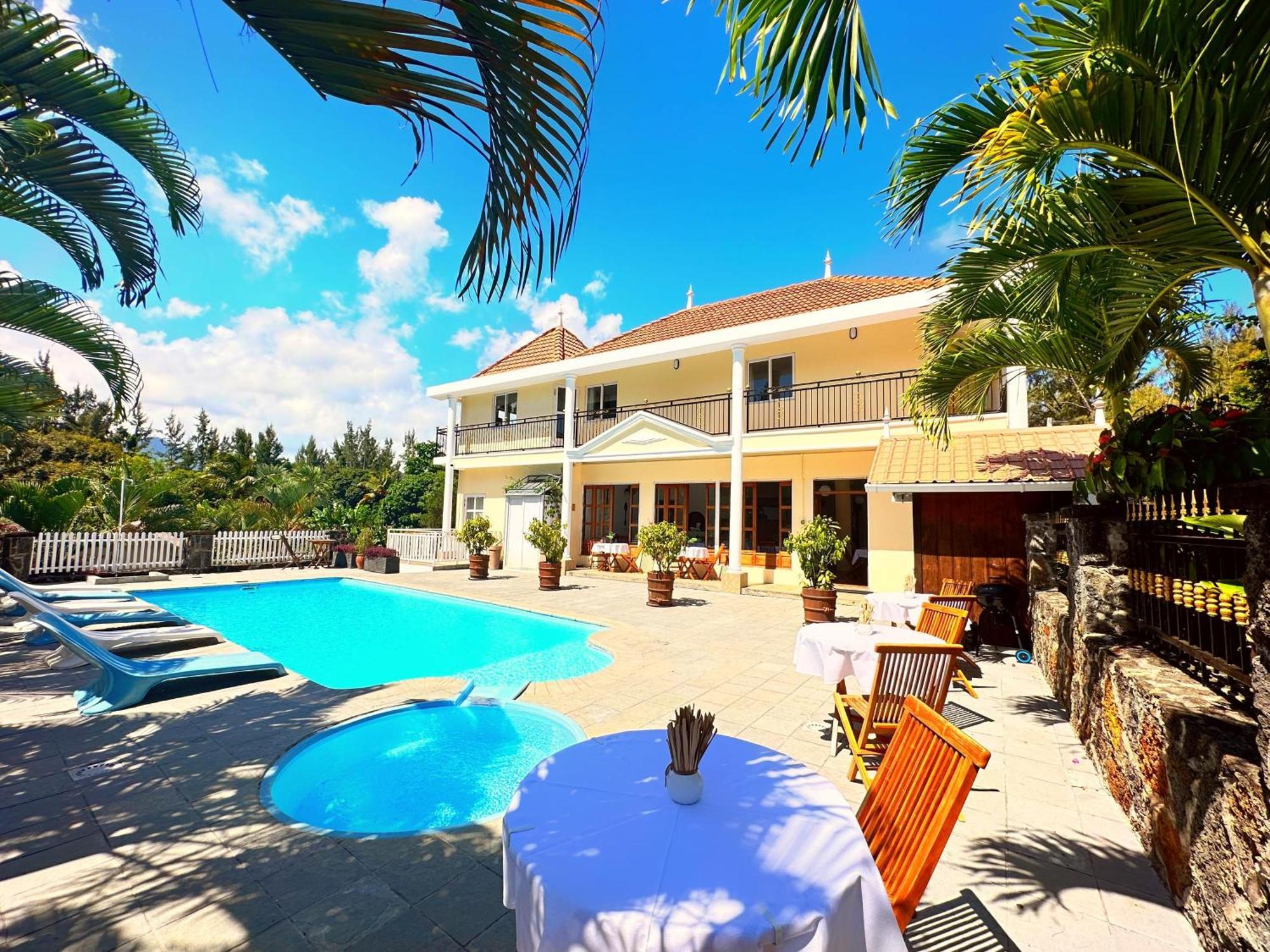 Koa Hotel Riambel Ngoại thất bức ảnh
