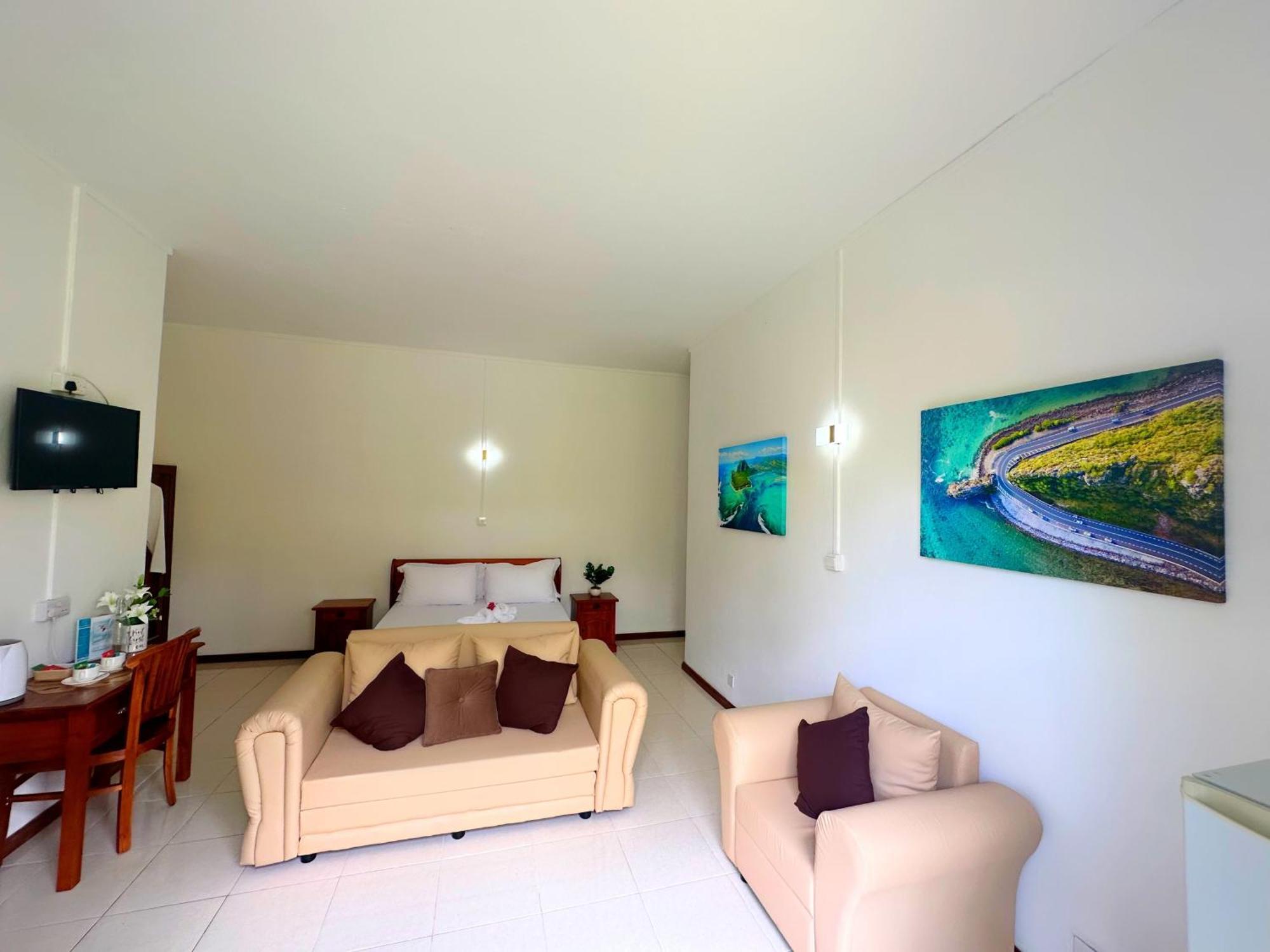 Koa Hotel Riambel Ngoại thất bức ảnh