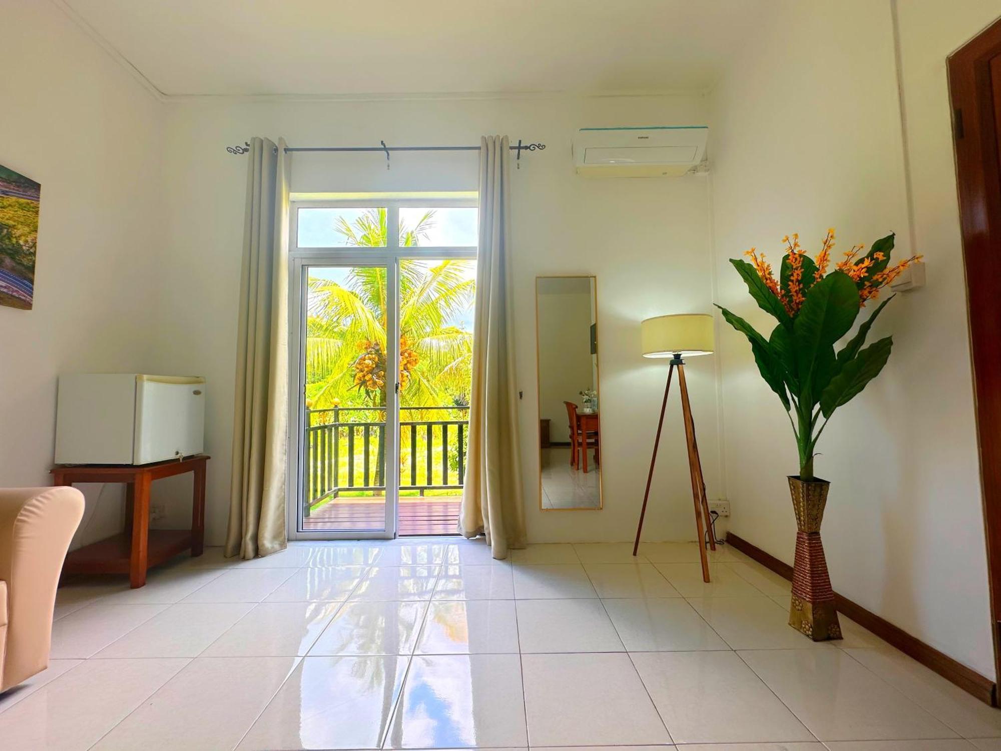 Koa Hotel Riambel Ngoại thất bức ảnh
