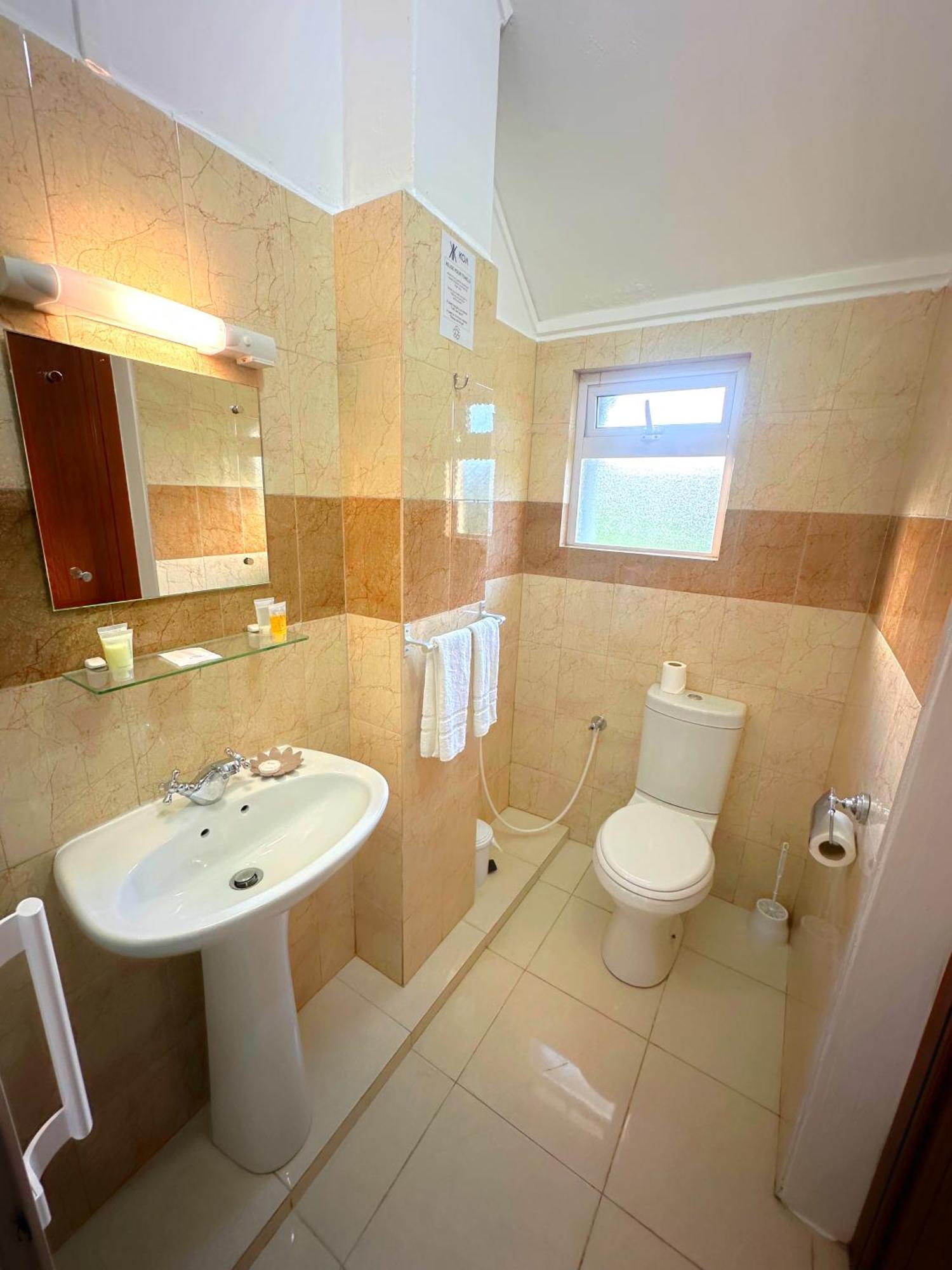 Koa Hotel Riambel Ngoại thất bức ảnh